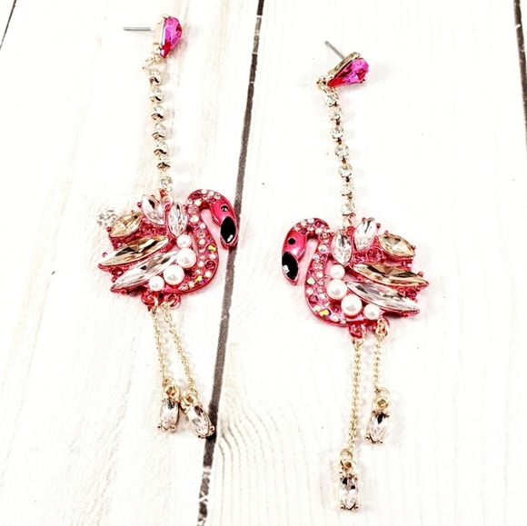 Betsey Johnson Flamingo Earrings - Picture 3 of 8